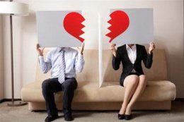 老公出轨的表现是什么？面对老公出轨需要理智对待！